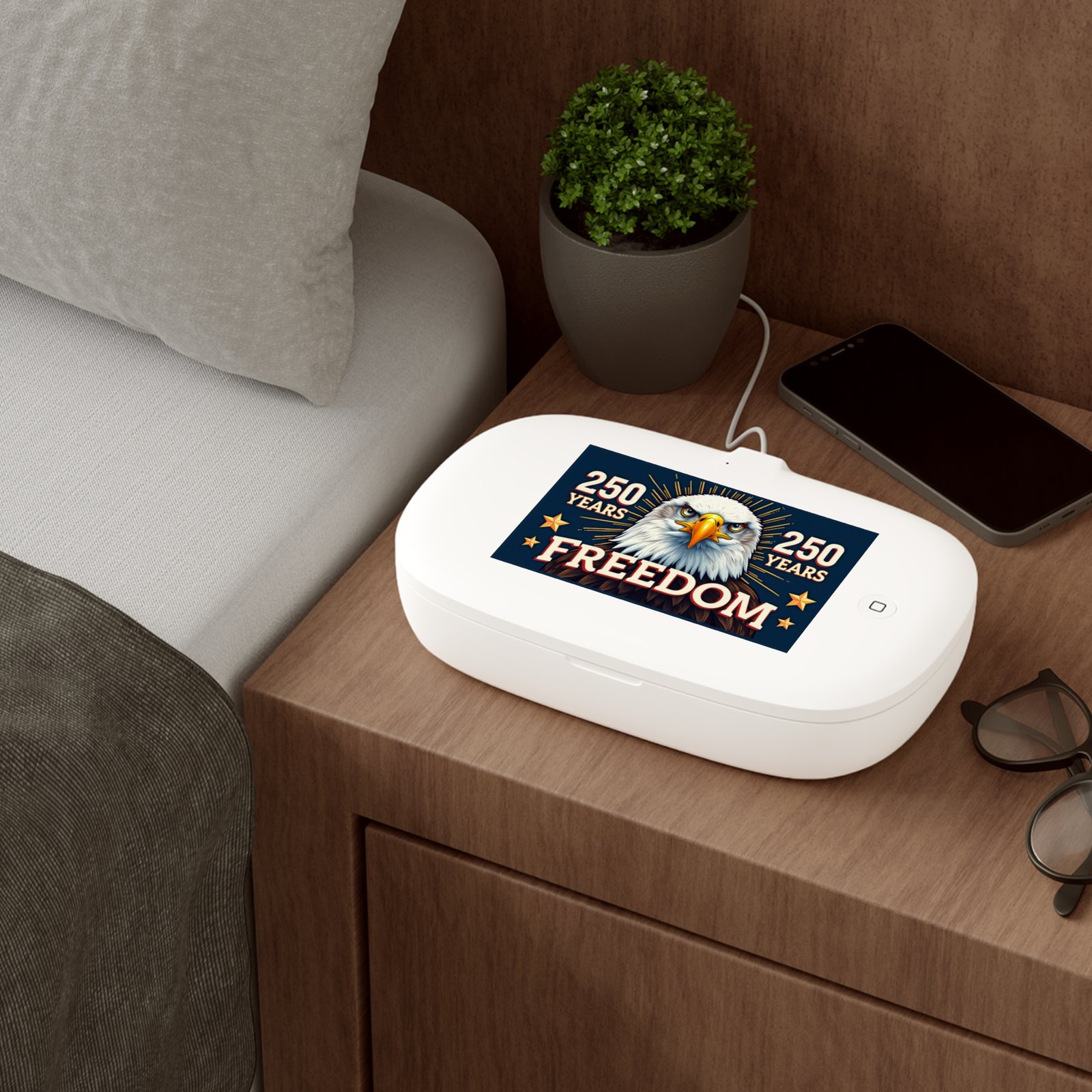 Freedom Eagle 250 Years UV Phone Sanitizer and Wireless Charging Pad