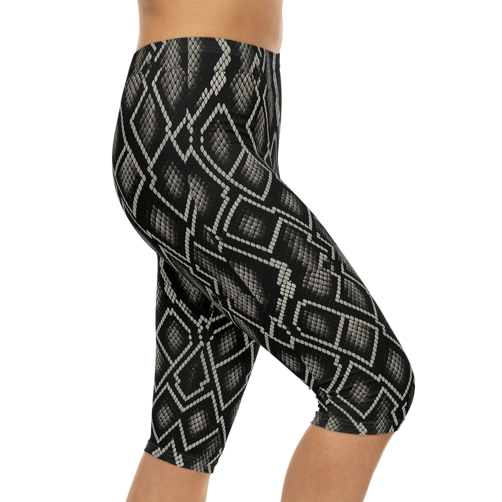 Black Snake Skin Pattern Capri Leggings | Python Print - Image 6