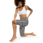 Black White Houndstooth Capri Leggings | Allover Print